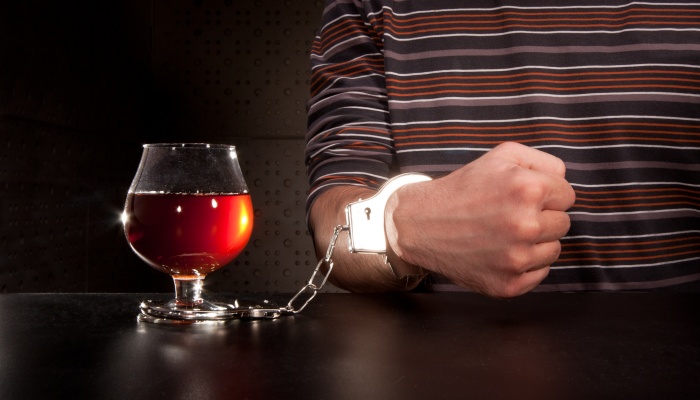 图片[1]-醉驾加无证驾驶怎么判-游法云